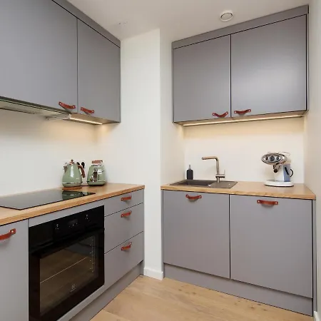 One Apartment *