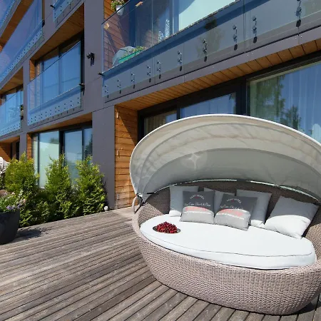 One Apartament Parnawa